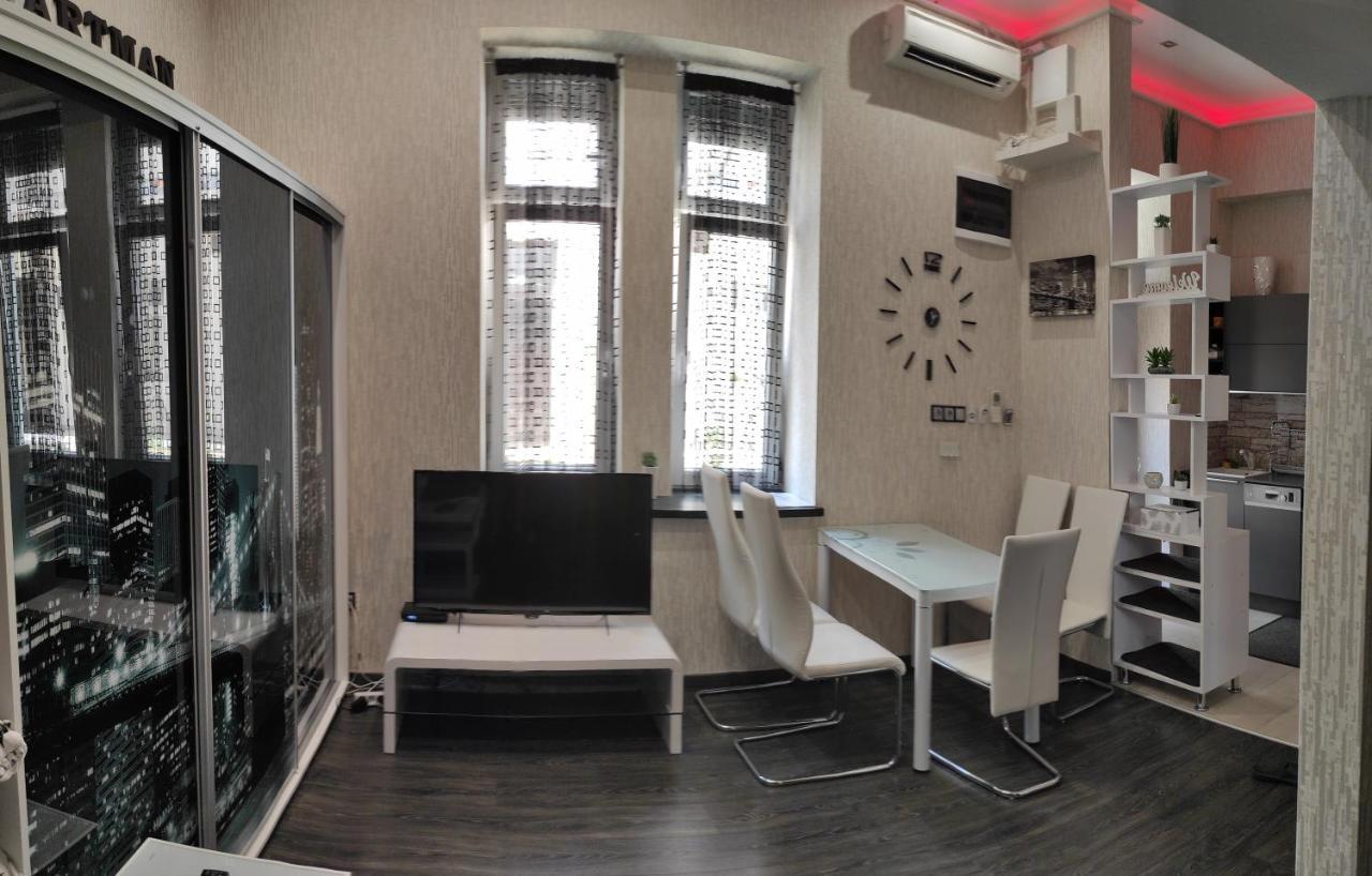 Corvinus Apartman Budapest Bagian luar foto